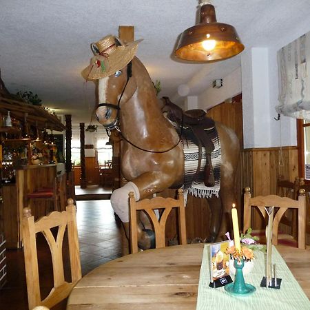 Steakhouse & Pension Crazy Horse Suhl Exterior photo